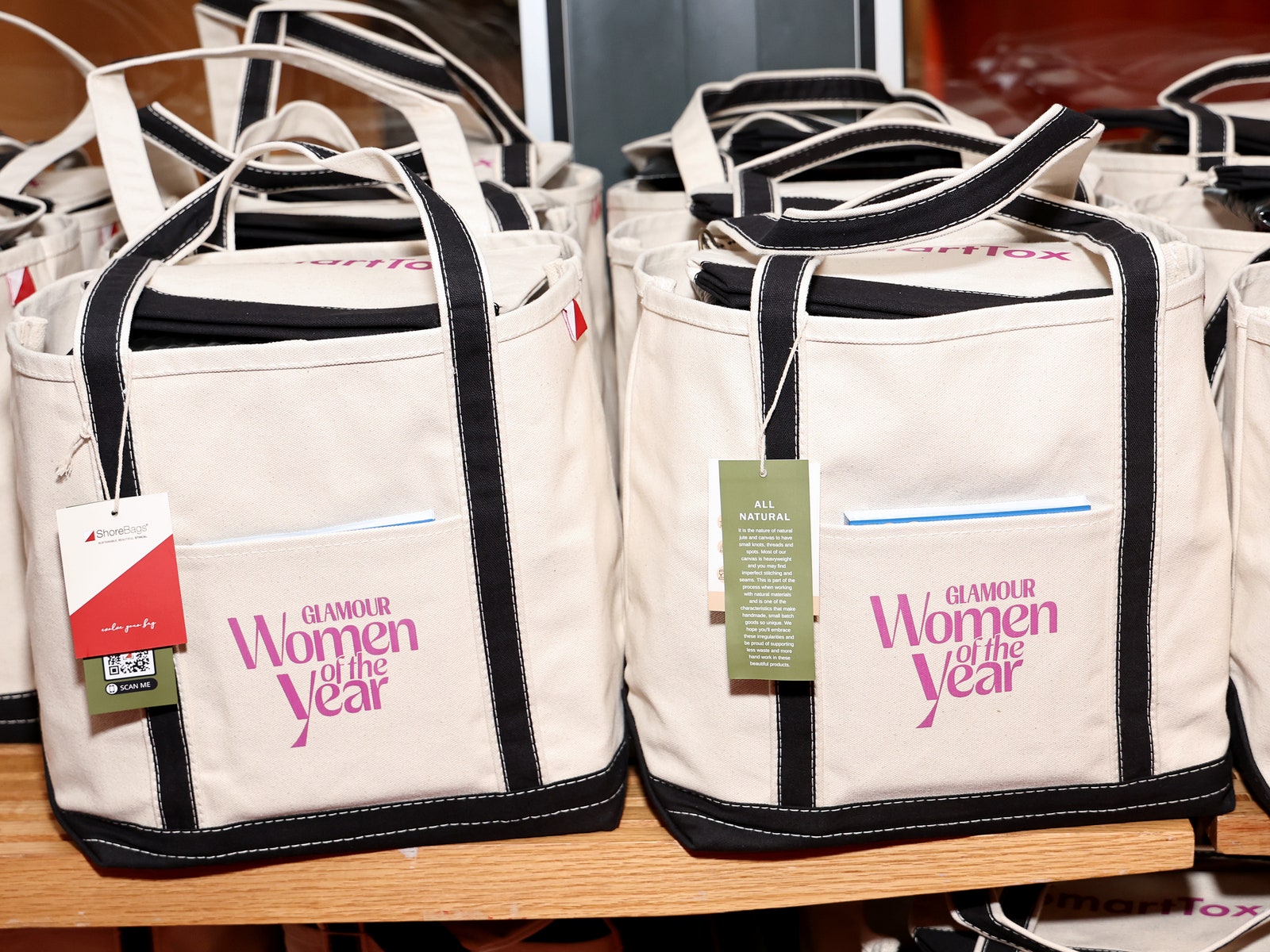 Peek Inside the Gift Bag That Glamour’s Women of the Year Guests Took Home
